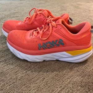 Hoka One One. Bondi 7